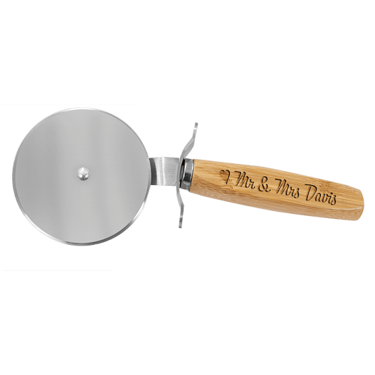 Bamboo Pizza Cutter, kitchen tool